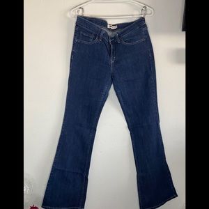 Levi jeans size 9